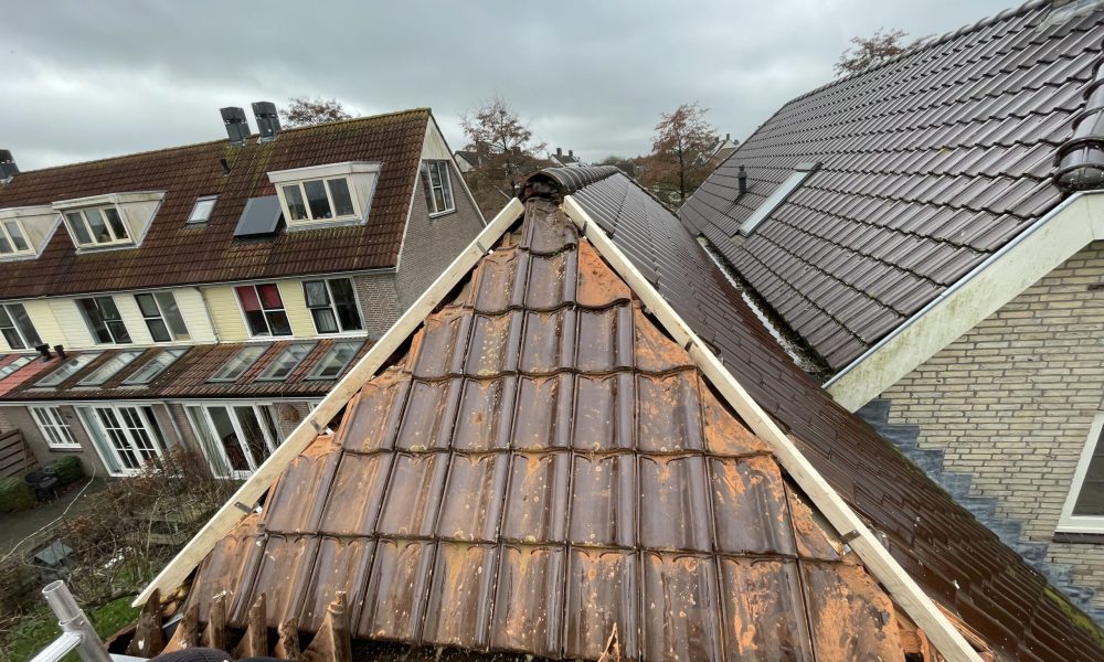 Before Pannendak Renovatie